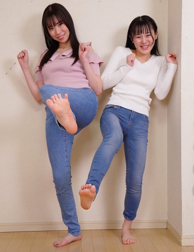 美女たちの足裏をふやけるまで舐めたい!ブルージーンズ編5枚目