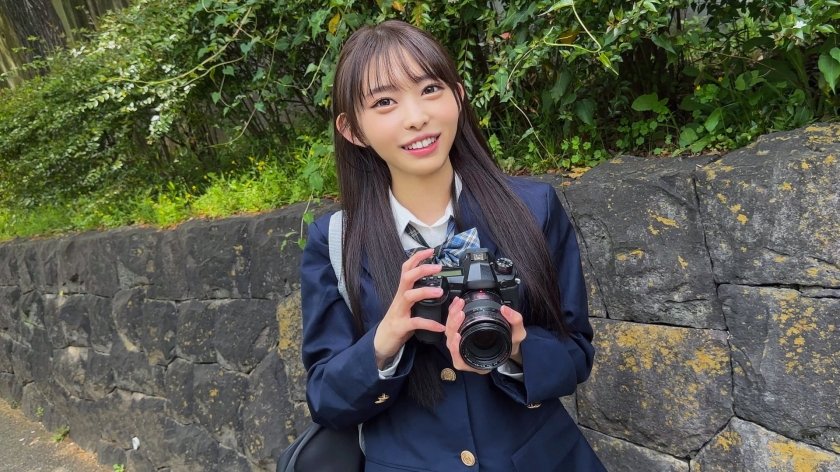 マイカメラで撮った写真がバズりまくる美少女カメラ女子 若さ溢れる敏感マ〇コが限界突破潮吹きイキ足りない欲しがり膣奥に大量中出し1枚目