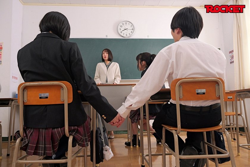 ROCKET18周年記念ユーザーリクエスト祭り ラブ無限大ループ～キスしないと抜け出せなくなった男女の恋の物語～11枚目