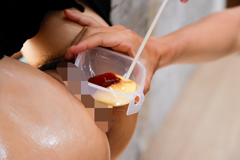 素人バラエティ 壁マ○コスタイルDEお膣の中身は何だろな？街行くJDが多種多様挿入当てゲームに挑戦！全員中出し&ぶっかけ！合計11射精！18枚目