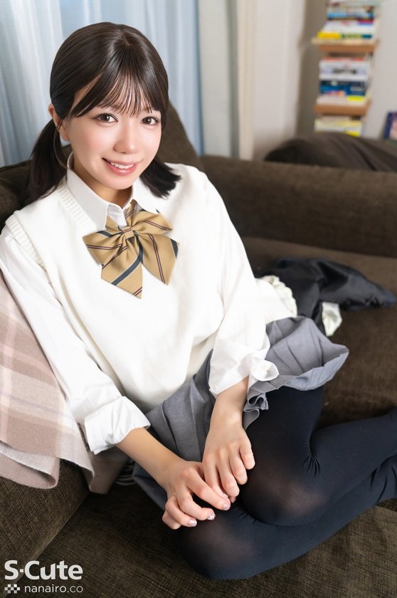 ゆな(20)ブルマ姿のビッチちゃんとハメ撮りH1枚目