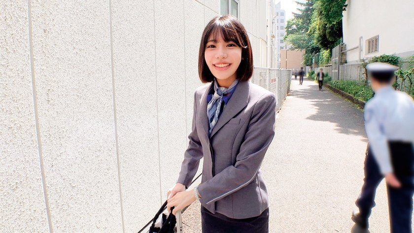 大手航空会社勤務の美人CA(キャビンアテンダント)が童貞チ○ポをノーハンドフェラ早漏改善！気品が溢れる一流のおもてなしフェラで暴発大量射精ごっくん→即フル勃起！元気すぎる童貞チ○ポを放っておけないCAはそのまま筆おろし中出しTAKE OFF3枚目