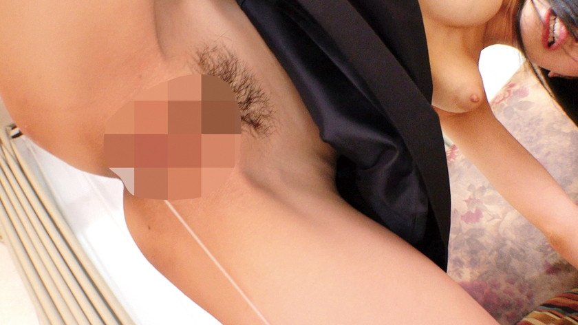 スーツ姿が初々しい新社会人限定！初めての素股体験！カチカチのデカチンをパンスト越しに擦られマン汁グチュグチュ！そのまま生で擦り合わせて、ヌルヌルワレメに結局つるんっと入って連続生中出しセックス！！4枚目