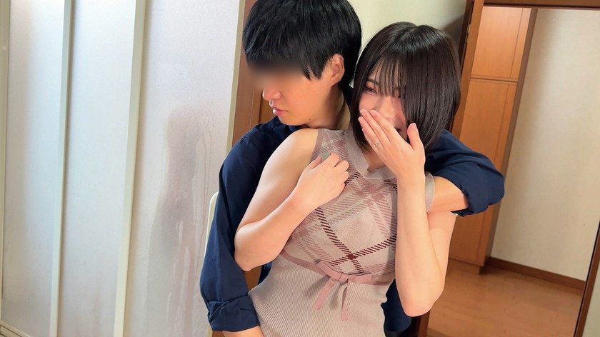 素人奥様が旦那が風呂に入っている約30分だけの限定NTRに挑戦！自宅でご無沙汰奥様が旦那の横でバレないように浮気セックス！旦那では味わえない年下デカチ○ポの激ピストンに喘ぎ声を我慢しつつも大絶頂！欲求不満オマ○コに溢れるほど連続大量生中出し！4組8発！22枚目