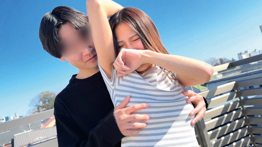 青空ノーブラチャレンジ！素人女子大生が青空の下で初めての野外露出に挑戦！おっぱいポロンw大勢に見られドキドキが止まらず乳首ビンビン！羞恥MAX！外で乳首こねくり回され乳首イキ連発！おま○こも触ってほしいくなり最後は生セックス！3枚目