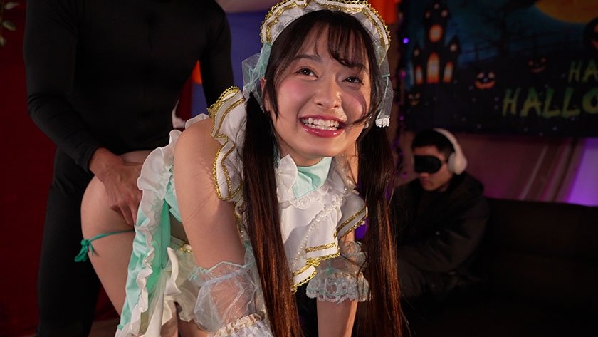 青山のハロウィンで見つけたパリピが挑戦！巨乳の彼女が何をされても我慢できれば100万円ノーリアクションゲーム！7枚目