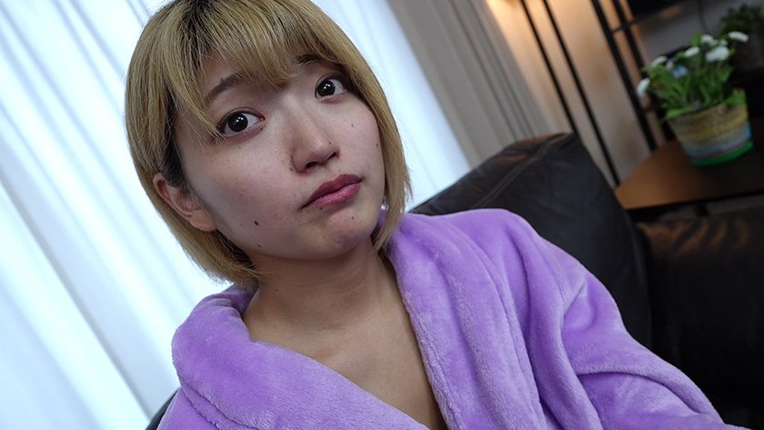派手目女子がすっぴんでフェラから中出しSEX披露！ 七原さゆ 安堂はるの 乙羽あむ5枚目