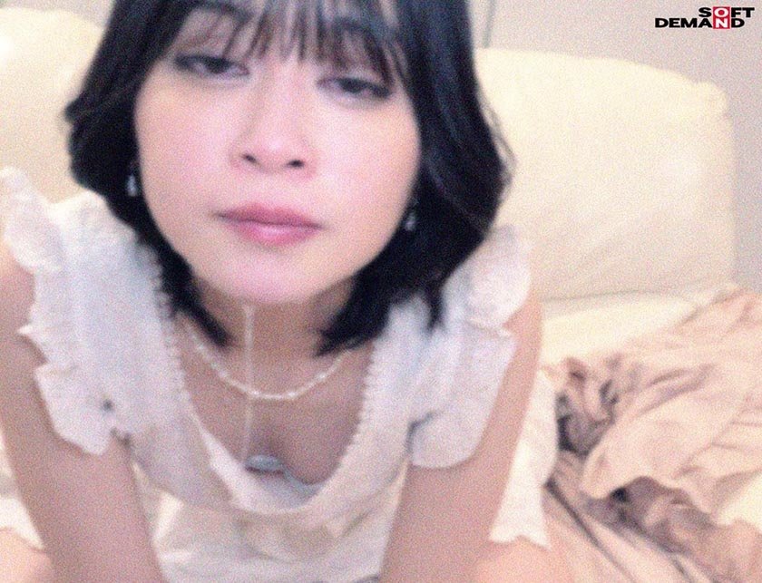 伝説の昭和アイドル おじさんボイトレ講師による喉奥拡張イラマ映像が流出。 門倉すず5枚目