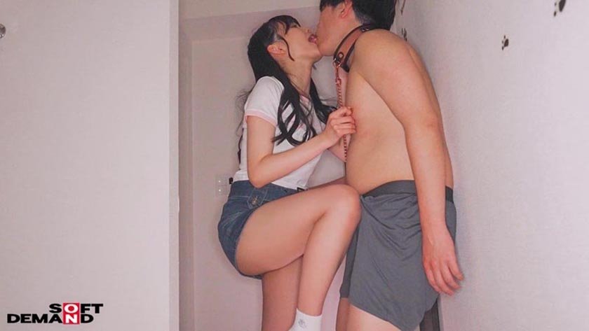 【ご報告】ただのOLで大変恐縮ですが、清楚系ビッチへ転身いたしました！育ちが良いOLがドM男性をイジメてマ×コを濡らした記録。宣伝部 松永あかり2枚目