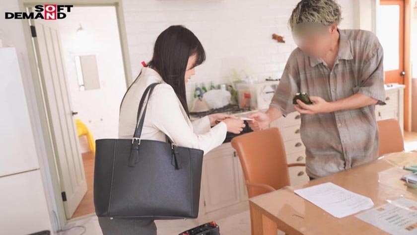 【特典版】宣伝部 松永あかり 会社のために中出し解禁4枚目