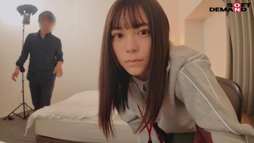 SOD女子社員 制作部 中途1年目 岡島明来(24) 工口勉 初AV成果報告3枚目