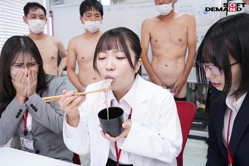 「ザーメンと最も相性の良い食べ物は何か？」をSOD女子社員3名が真面目に検証してみた結果 計46食の濃厚ホンモノ精子でお腹いっぱい 咀嚼でじっくり味わいごっくん飲み込むザ～汁マリアージュ食ザー実験 SOD性科学ラボ REPORT 23 新木成美 久保歩夢 所慶香6枚目