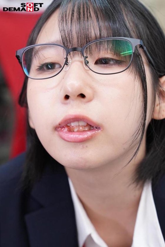 「ザーメンと最も相性の良い食べ物は何か？」をSOD女子社員3名が真面目に検証してみた結果 計46食の濃厚ホンモノ精子でお腹いっぱい 咀嚼でじっくり味わいごっくん飲み込むザ～汁マリアージュ食ザー実験 SOD性科学ラボ REPORT 23 新木成美 久保歩夢 所慶香1枚目