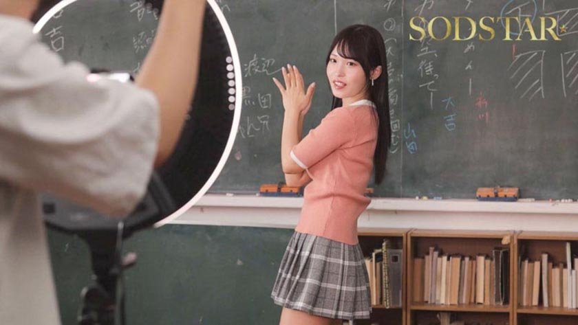 あと1回触られたらイっちゃう寸前まで執拗に焦らされ嫌なはずなのに「お願いします！もう…イカせてくださいぃ！」と絶頂おねだりしてしまい快楽堕ち 新川空3枚目