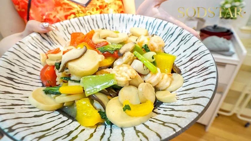 一軒家に男女2人っきり、性欲剥き出しで何度も身体を重ねた巣ごもりハメ撮り中出しSEX！渚恋生4枚目