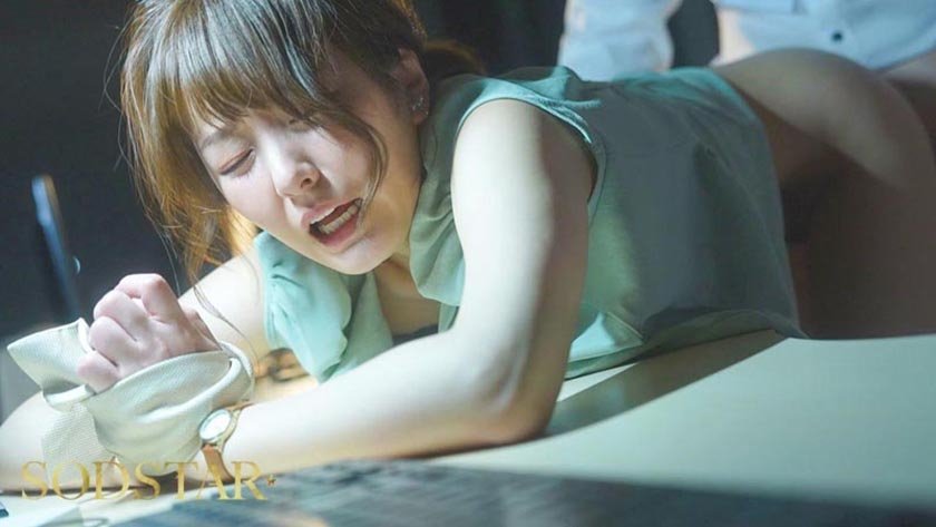 苦手な同僚と飲み会帰りに勢いでワンナイトしてしまったら膣奥フィットするチ○ポの相性が良すぎて人生最高の絶頂感を味わってしまい…全然好きじゃないのにおかわりセックスしまくった 青空ひかり13枚目