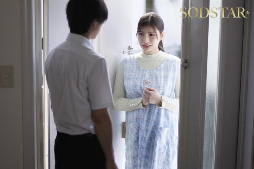 息子が通う保育園の美人保育士と妻子が実家に帰省中に自宅密会をして1週間ヤリまくった絶倫不倫セックス 神木麗1枚目