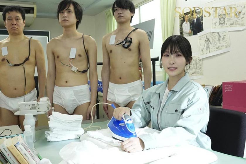 暴走した汁男優アンドロイドに集団でマワされた管理人-ソラ- 新川空11枚目