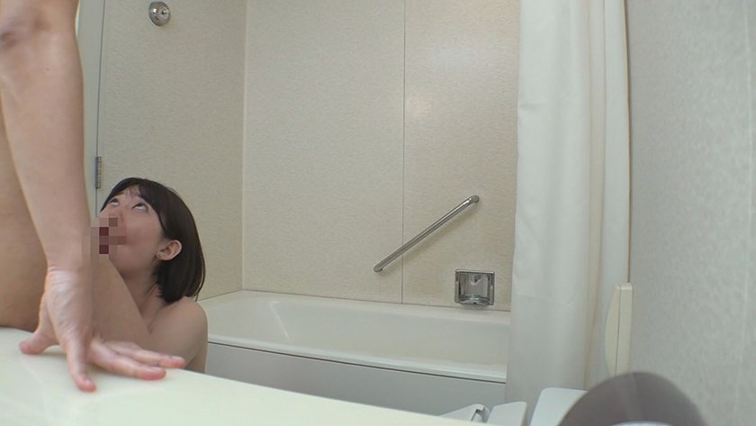 プライベート動画流出！シャワーを浴びながら湯けむり立ち込めるイチャラブ隠し撮り！2枚目