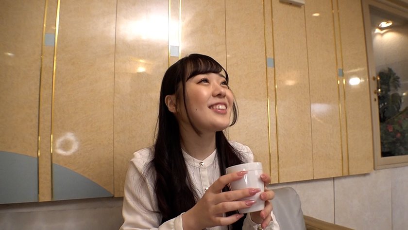 清楚な大人しい雰囲気のお姉さんをナンパしてホテルにIN！実はエッチな展開を期待してる性欲旺盛むっつりヤリマン娘とパコパコ絶頂嵌めハメSEX！1枚目