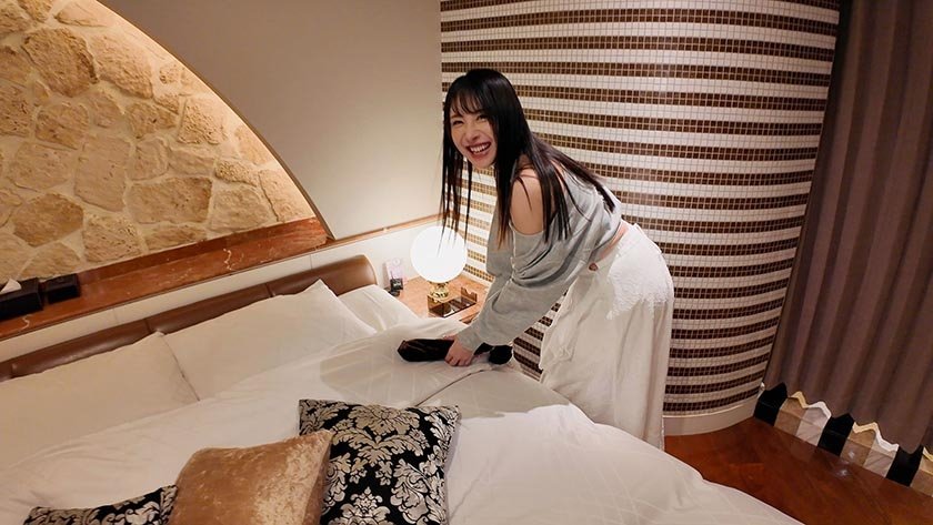 押しに弱そうな同じ職場のおっとり美人シングルマザー小野坂ゆいかをラブホに誘ったら笑顔で射精テクを見せてくる隠れムッツリで、ドライブした後彼女から2件目のラブホを誘われ何度も中出しを求められた8枚目