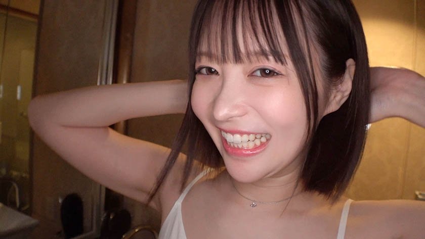 「精子が出るところも中に出されるところも感じたい…」パイパン美少女セフレ天馬ゆいと真正半外半中出しデート4枚目